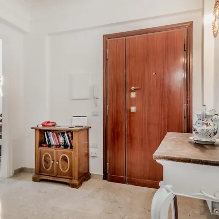 Garbatella Elegant Apartment *